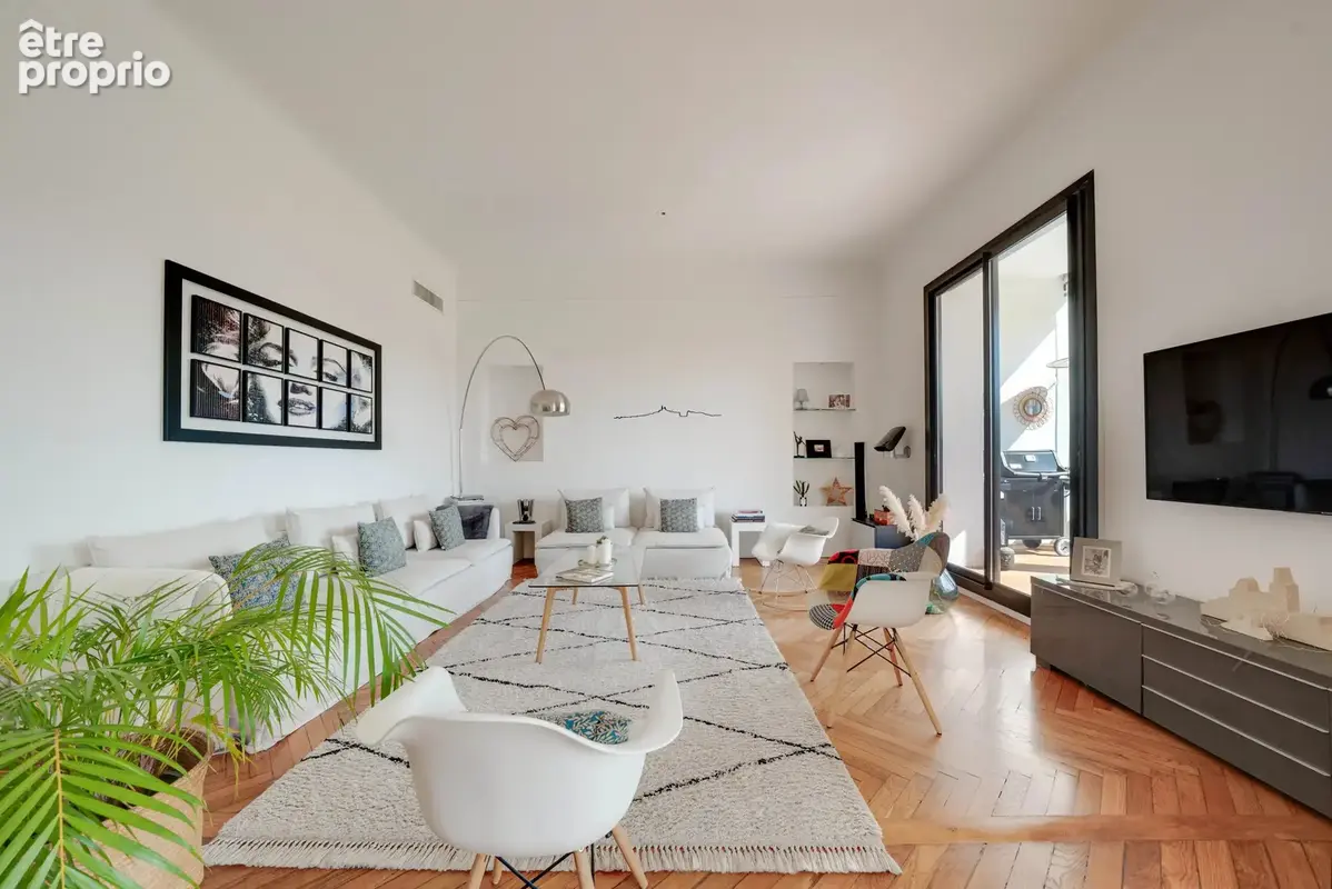 Appartement 5 pièces 170 m² à vendre à Marseille-8e (13008) - photo 3