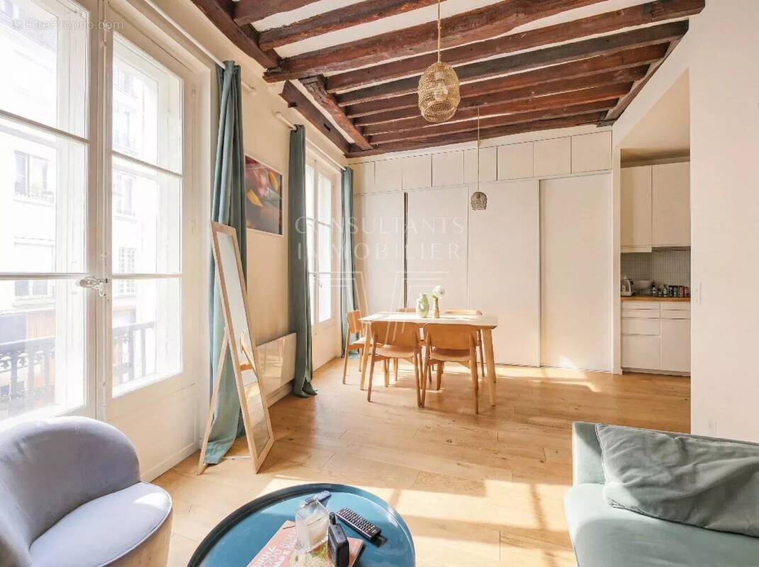 Appartement à PARIS-6E