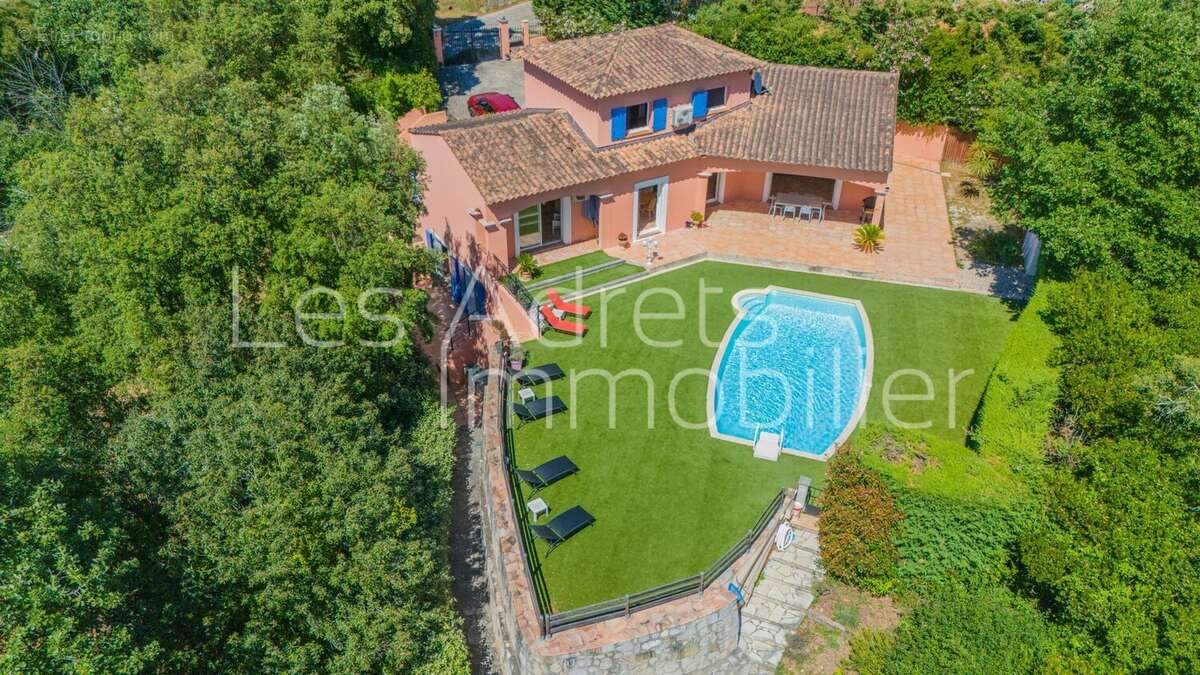 Maison à LES ADRETS-DE-L'ESTEREL