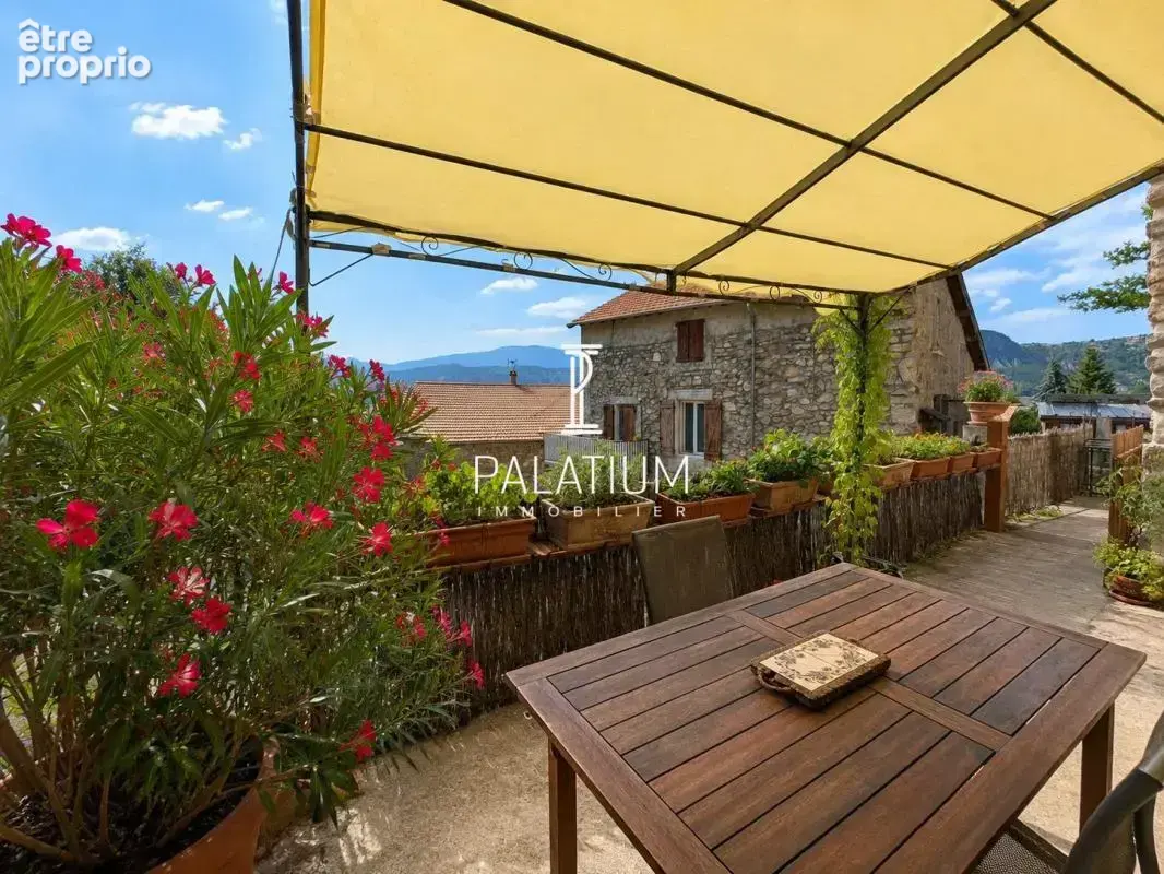 Maison de caractère - 260 m² - 4 appartements & revenus lo - photo 19