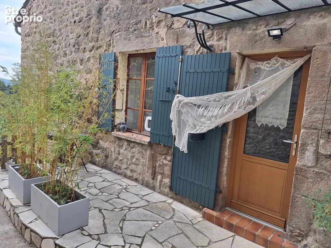 Chalencon - Maison de village avec terrasse et vue dégagée - photo 16