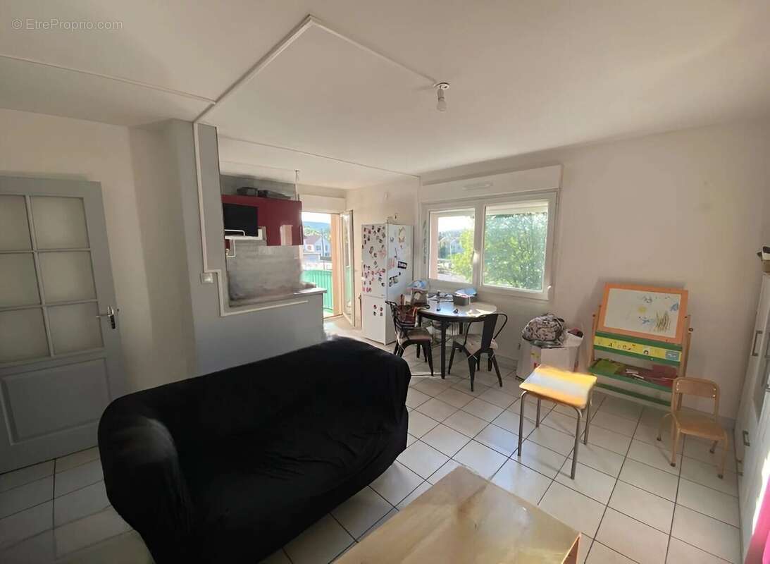 Appartement à VOUJEAUCOURT
