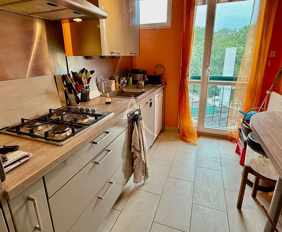 Appartement à CHAVILLE