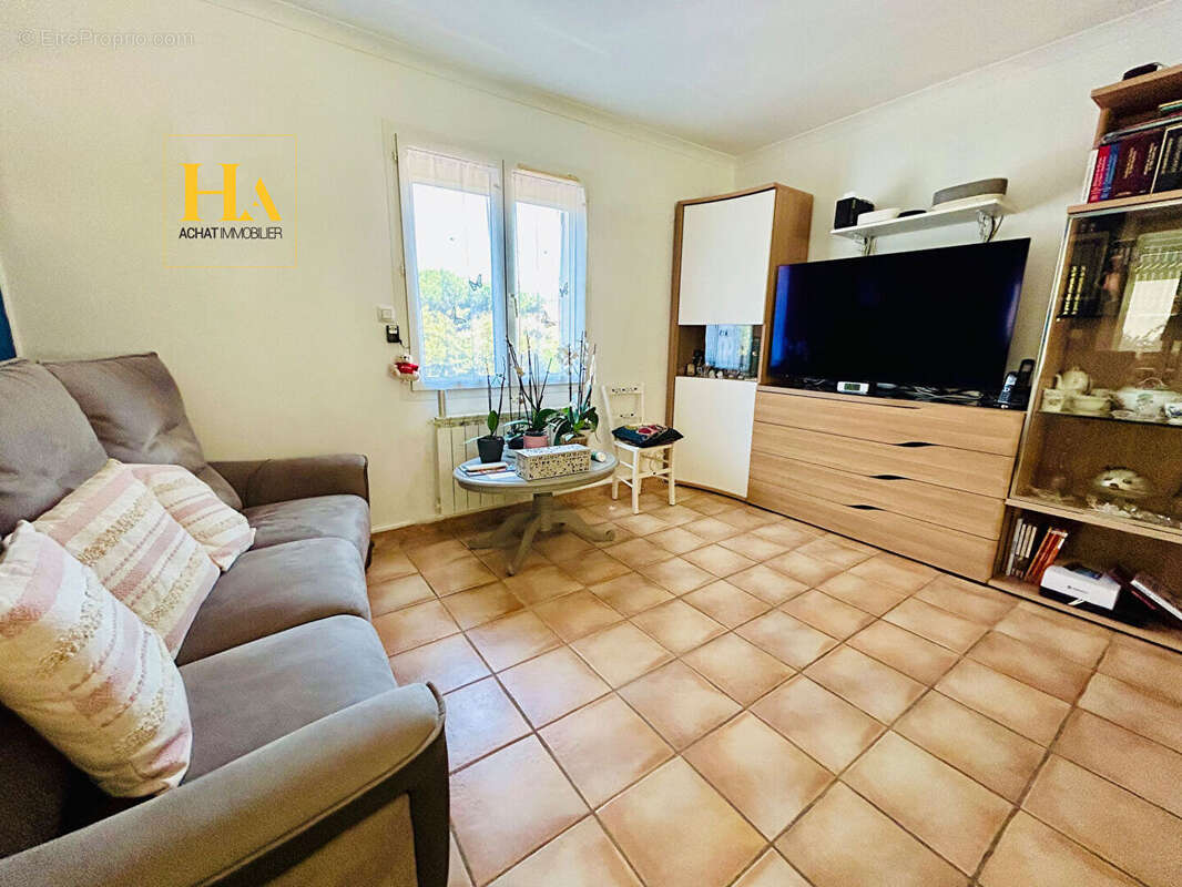 Maison à SAINT-PAUL-TROIS-CHATEAUX