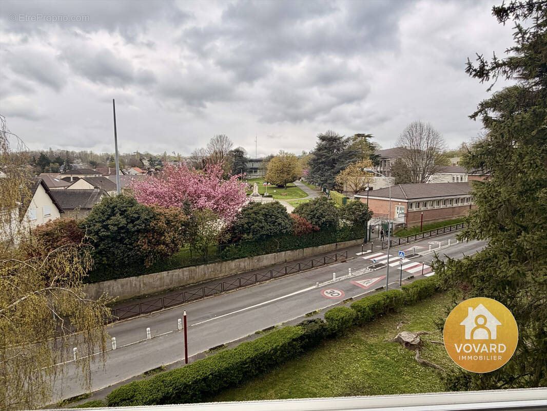 Appartement à SAINT-BRICE-SOUS-FORET