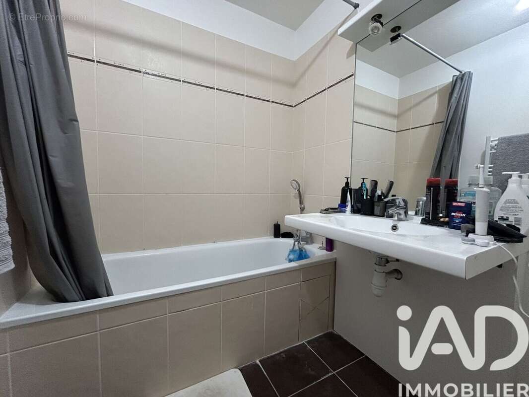 Photo 5 - Appartement à CHANTELOUP-LES-VIGNES