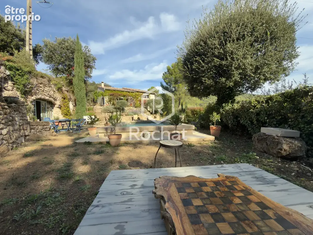 Salernes, maison avec piscine sur 1 628 m2 de terrain, vente en nue-propriété - photo 6