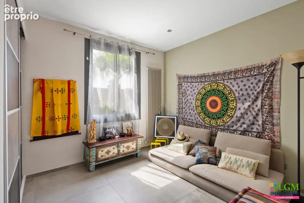 Pélissanne - Villa contemporaine de plain‑pied  3 ch + studio, piscine & jardin - photo 14