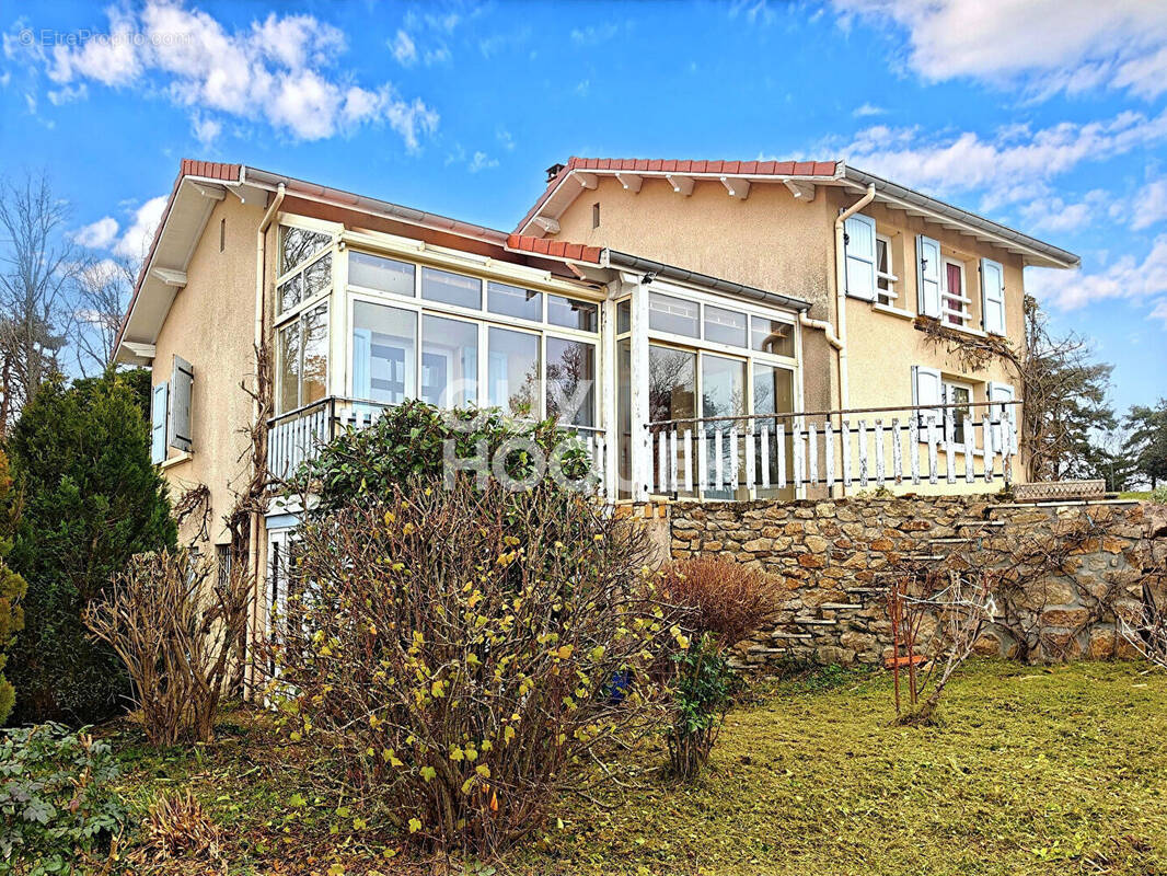 Maison à AVEIZE
