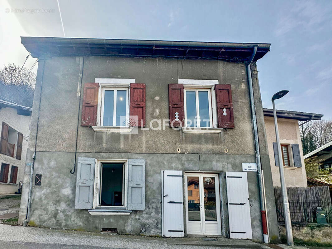 Maison à EYBENS