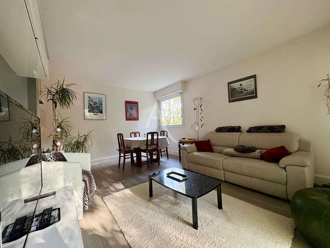 Appartement à GIF-SUR-YVETTE