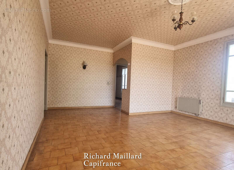Maison à BRESSOLS
