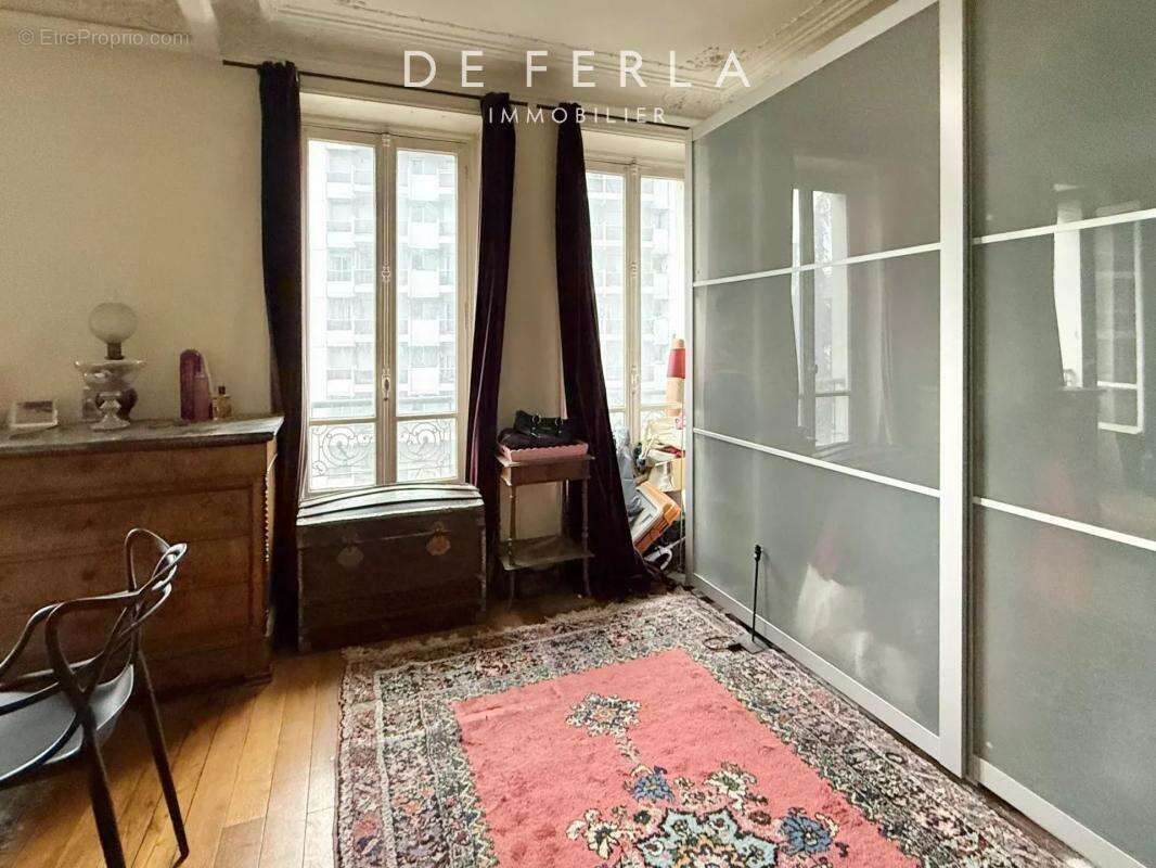Appartement à PARIS-5E