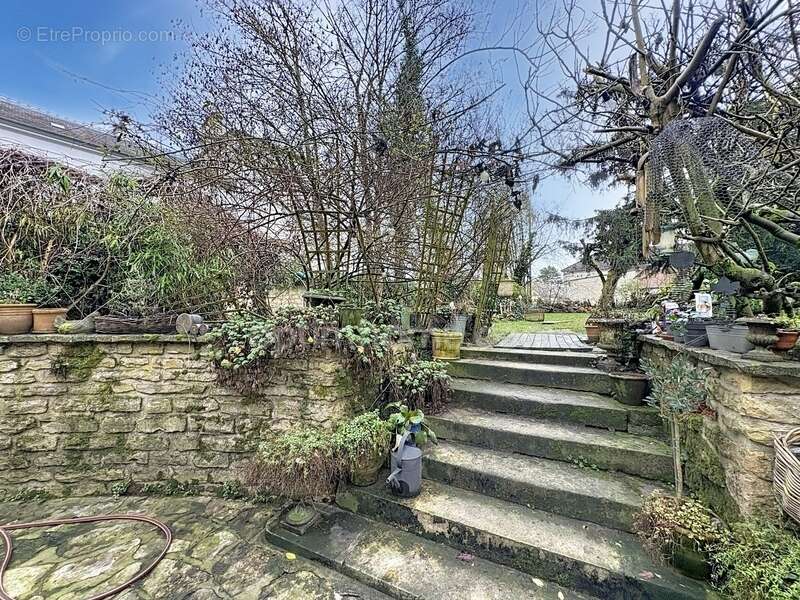 Maison à VALMONDOIS