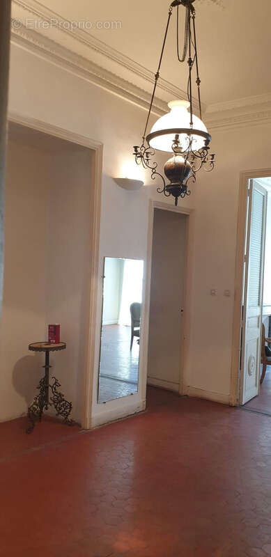 Appartement à MARSEILLE-6E