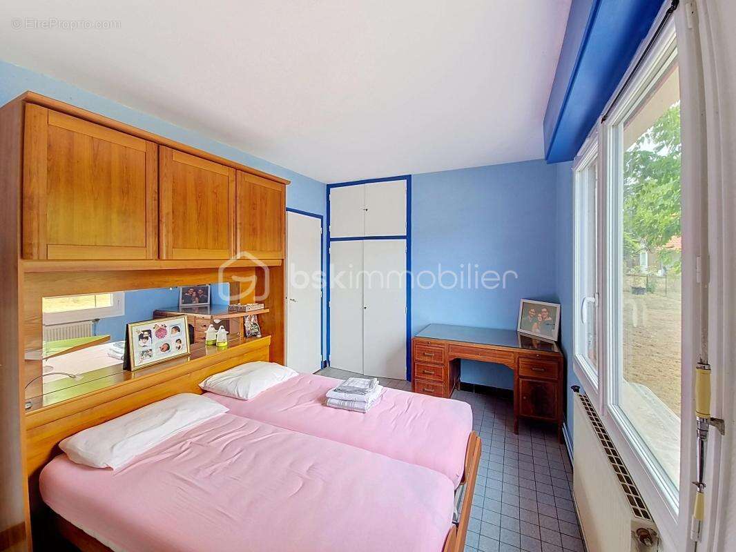 Lit-et-Mixe – Maison de 73 m² à réinventer, 2 chambres et annexe - photo 10