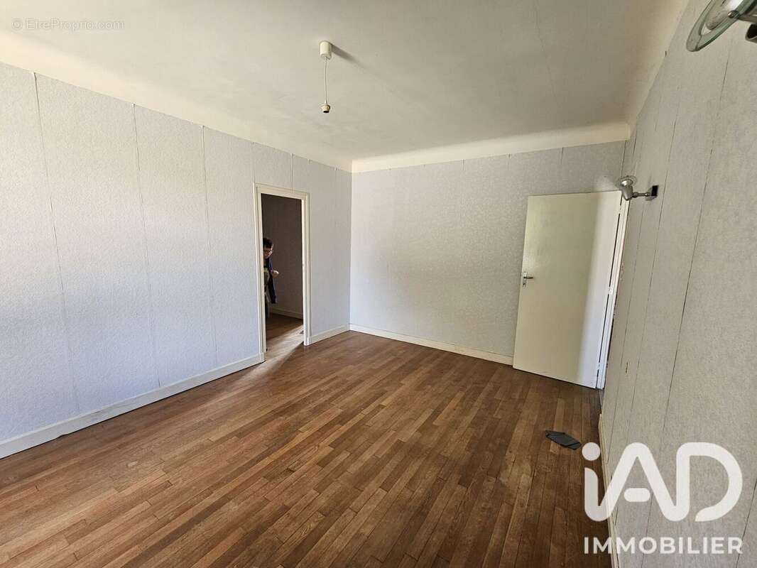 Appartement 310 m² à Servant  - photo 9