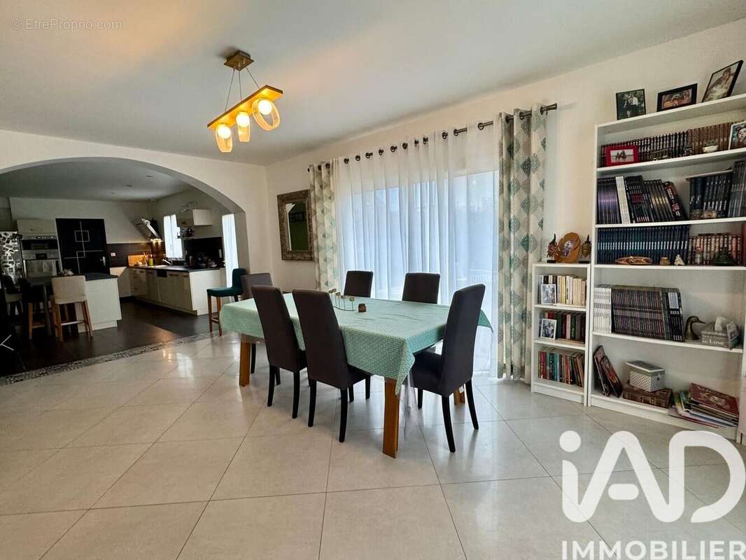 Photo 2 - Maison à ESVRES