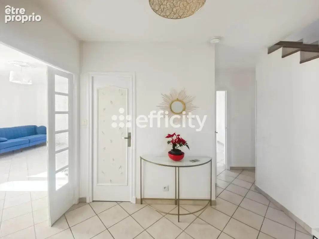 Maison 5 pièces 104 m² à vendre à Saint-Martin-De-Valgalgues (30520) - photo 4
