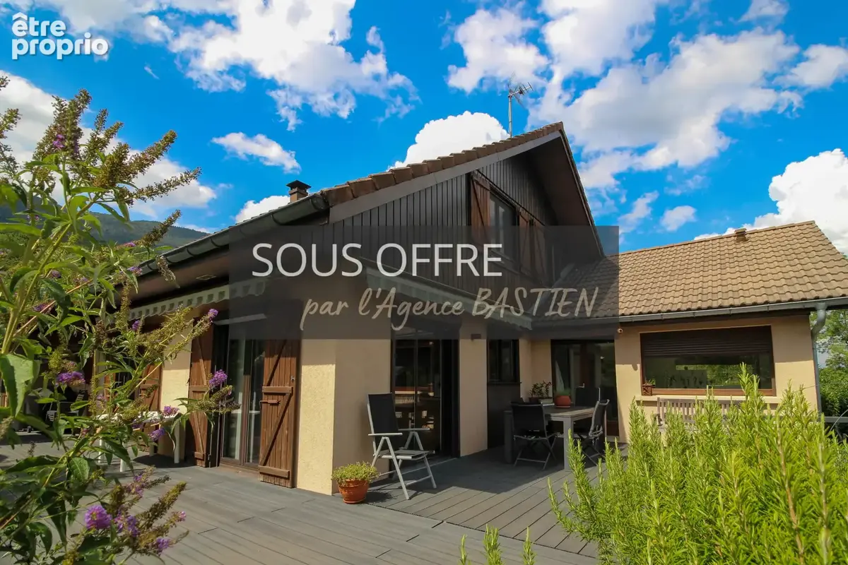 Maison à THOIRY