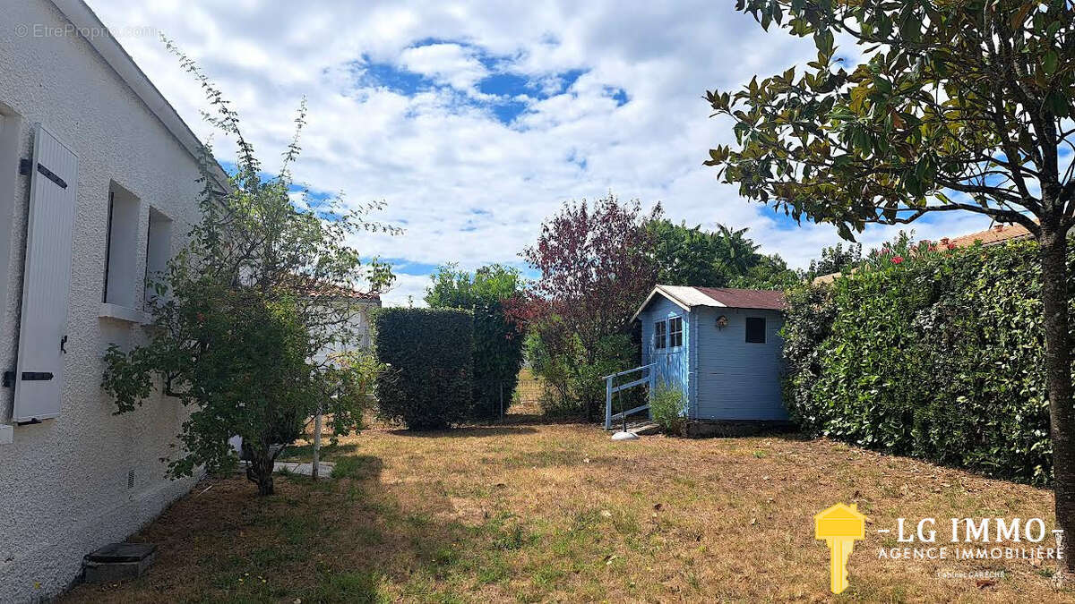 Belle maison de ville , vue dégagée  200m des commerces . - photo 3