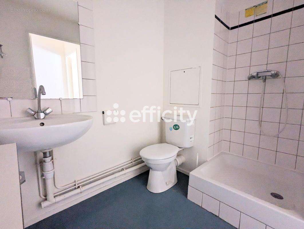 Appartement à PARIS-20E