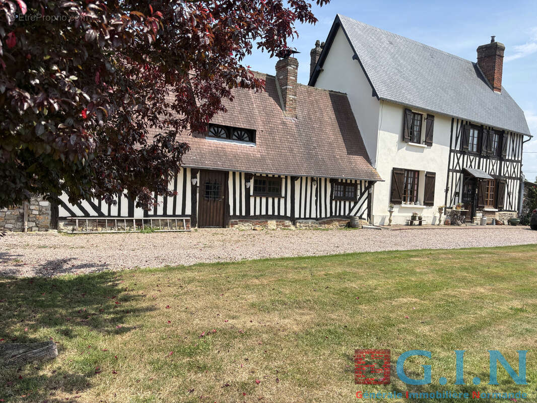 Maison Normande de 118m2 - Charme et authenticité au cœur d'un environnement verdoyant - photo 2