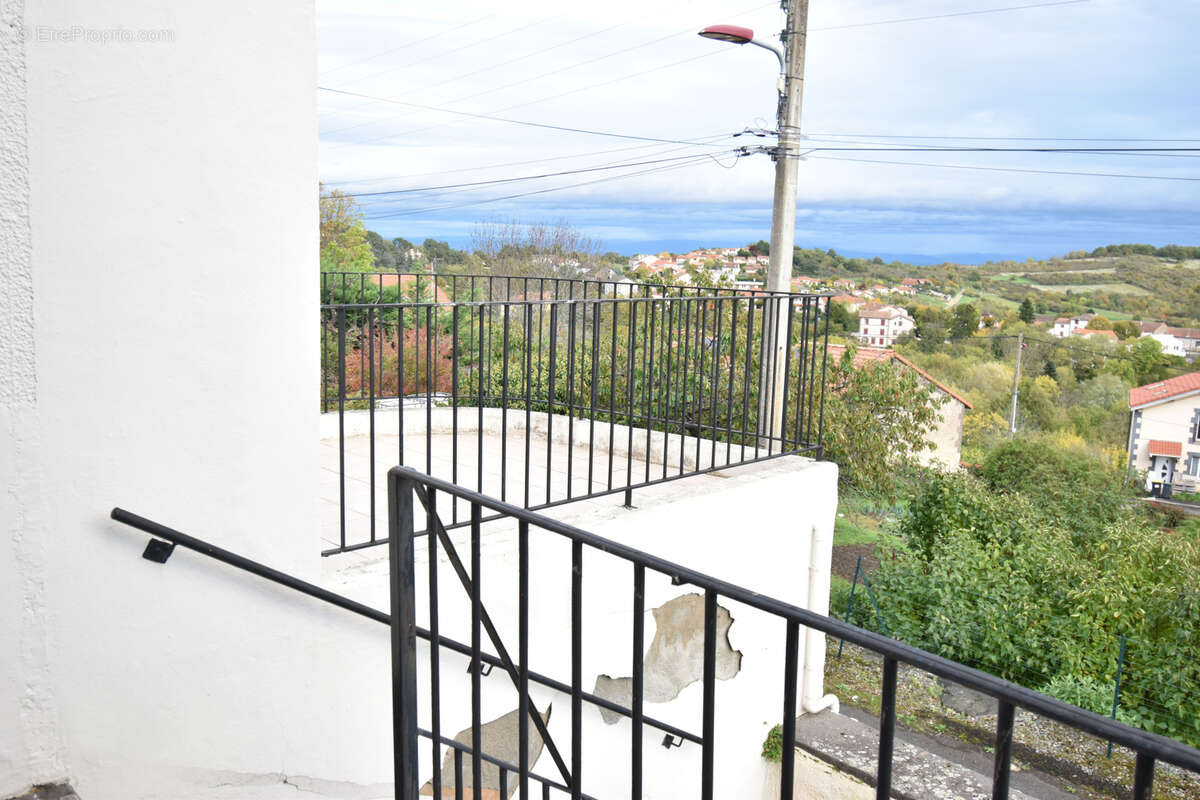 Maison à CHATELGUYON