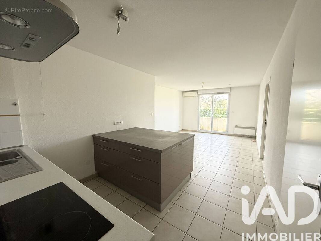 Photo 1 - Appartement à AUCAMVILLE