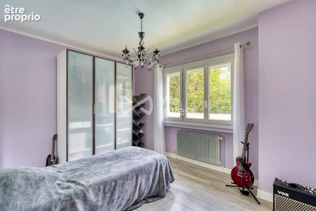Maison 150 m² à Meyzieu  - photo 9