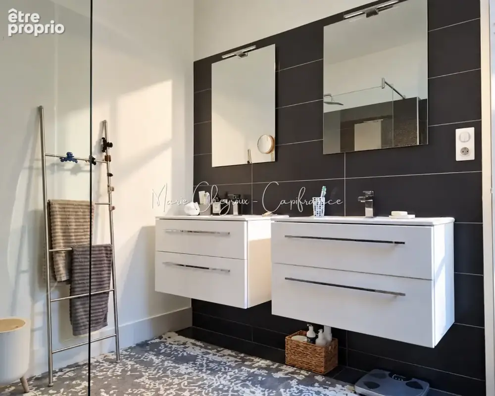 129 m² de charme et de lumière au coeur historique - BRIVE LA GAILLARDE (19) - photo 8