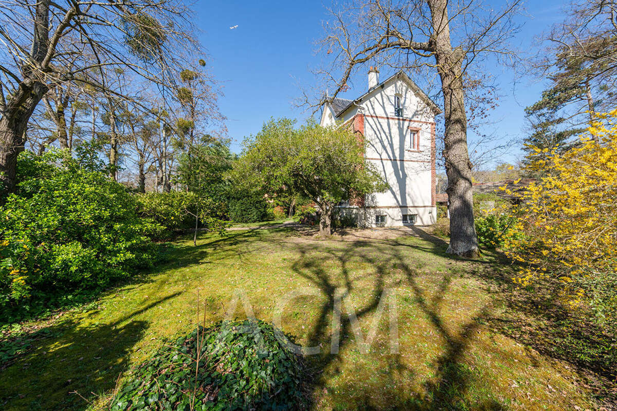 Maison à MAISONS-LAFFITTE