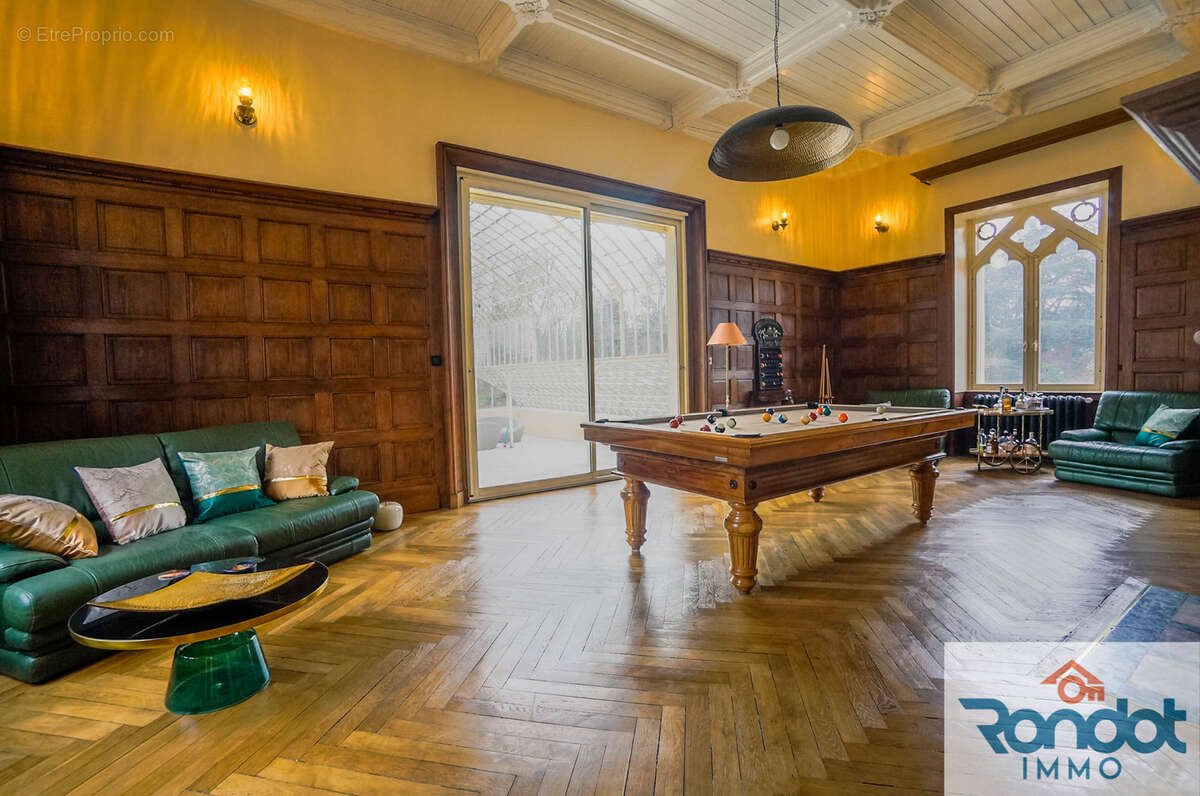 Maison à MONTCEAU-LES-MINES