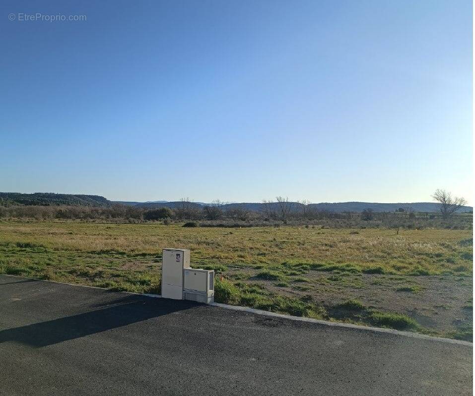 Terrain à FERRALS-LES-CORBIERES