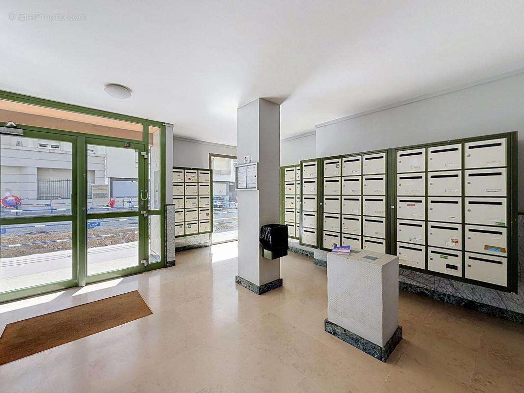 Appartement avec balcon et parking vendu loué - photo 11