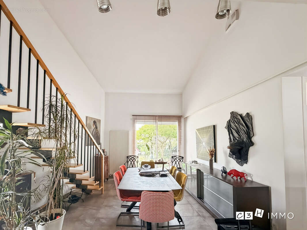 Maison 138 m² à Muret  - photo 6