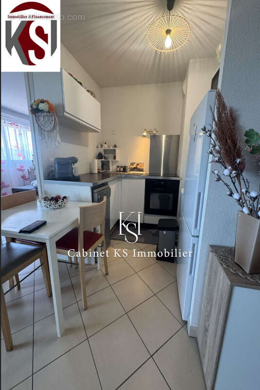 Appartement 50 m² à Seillons-Source-D'argens  - photo 2