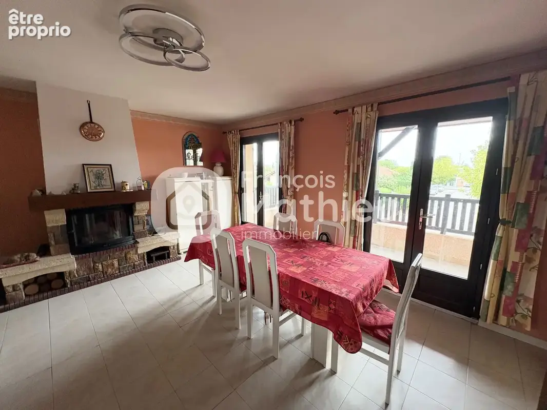 Saint Marcel : Maison beaujolaise 140m2 hab - 5 chambres - garage - terrain 651m2 - photo 6