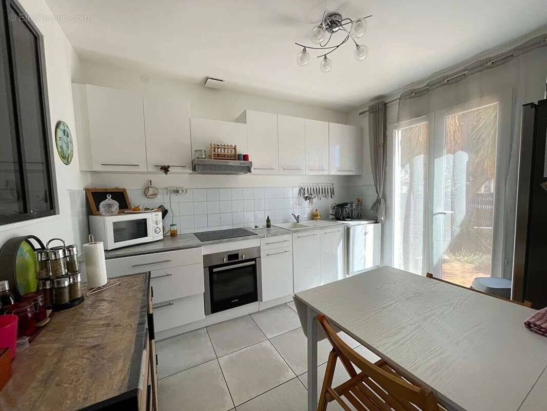 Maison à VILLENEUVE-DE-LA-RAHO