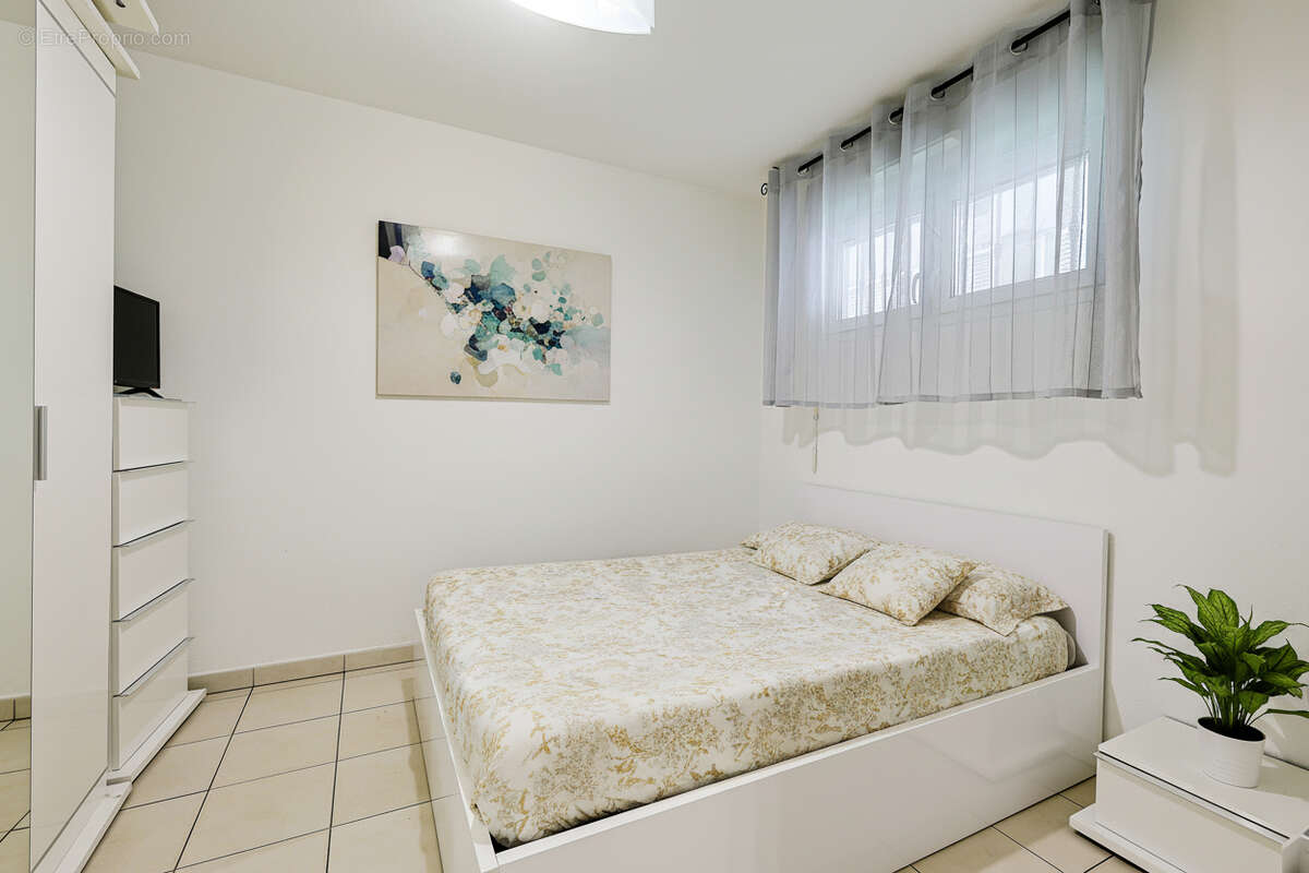 Appartement à MARSEILLE-14E