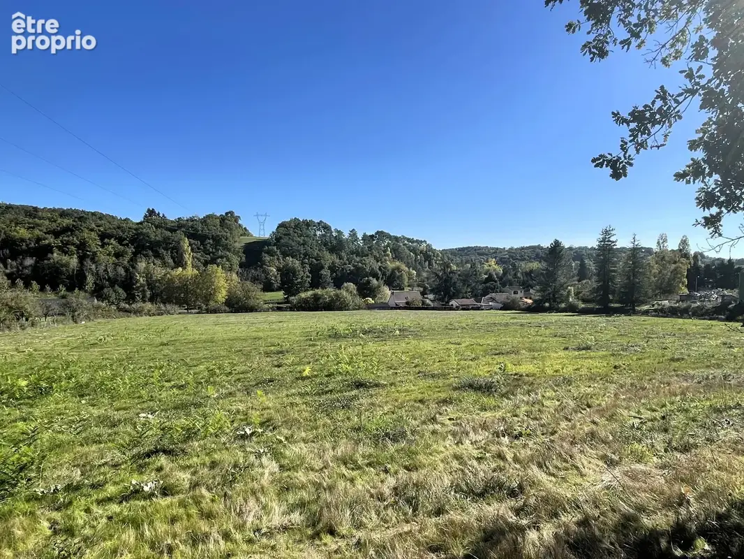Beau terrain de plus de 14 000 m2   dont environ 10 000 m2 constructibles - photo 10