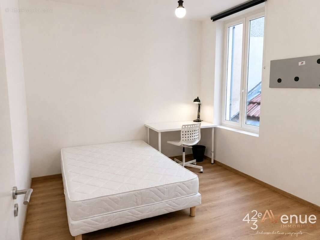 Appartement à SAINT-ETIENNE