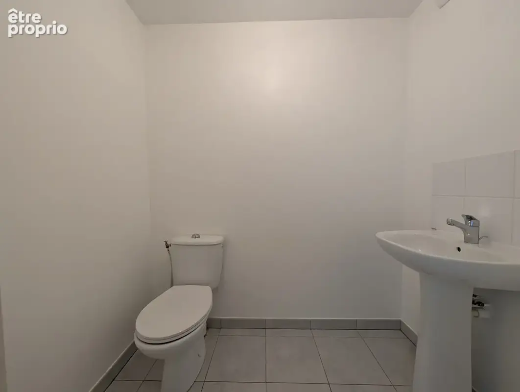 Appartement T3 63.36 m2 Duplex avec Jardin 45m2 et Stationnement Privatif à Roquefort-la-Bédoule - photo 5