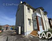 Photo 1 - Maison à SAINT-LAURENT-D'ANDENAY