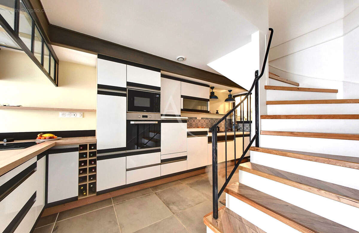 Maison à SALLES-SUR-MER