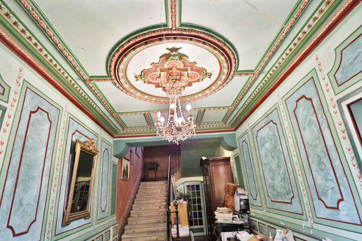 Maison à FONTCOUVERTE