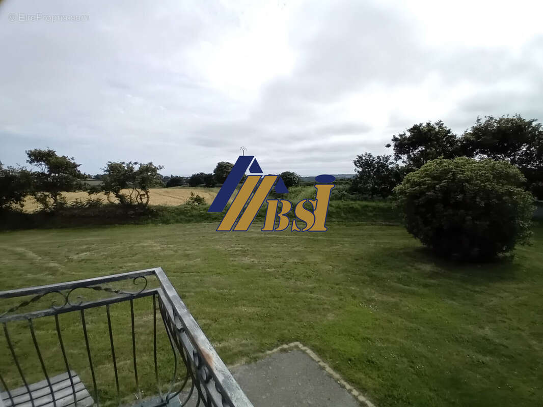 Maison 145 m² à Locmaria-Plouzane  - photo 2