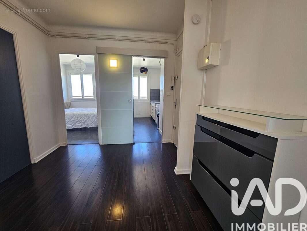 Photo 9 - Appartement à MARSEILLE-9E