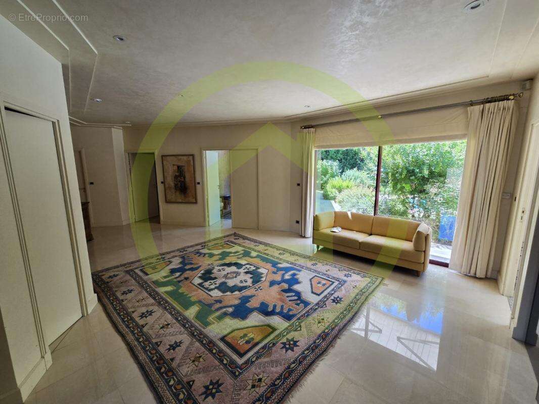 Maison à SAINT-DENIS-EN-VAL