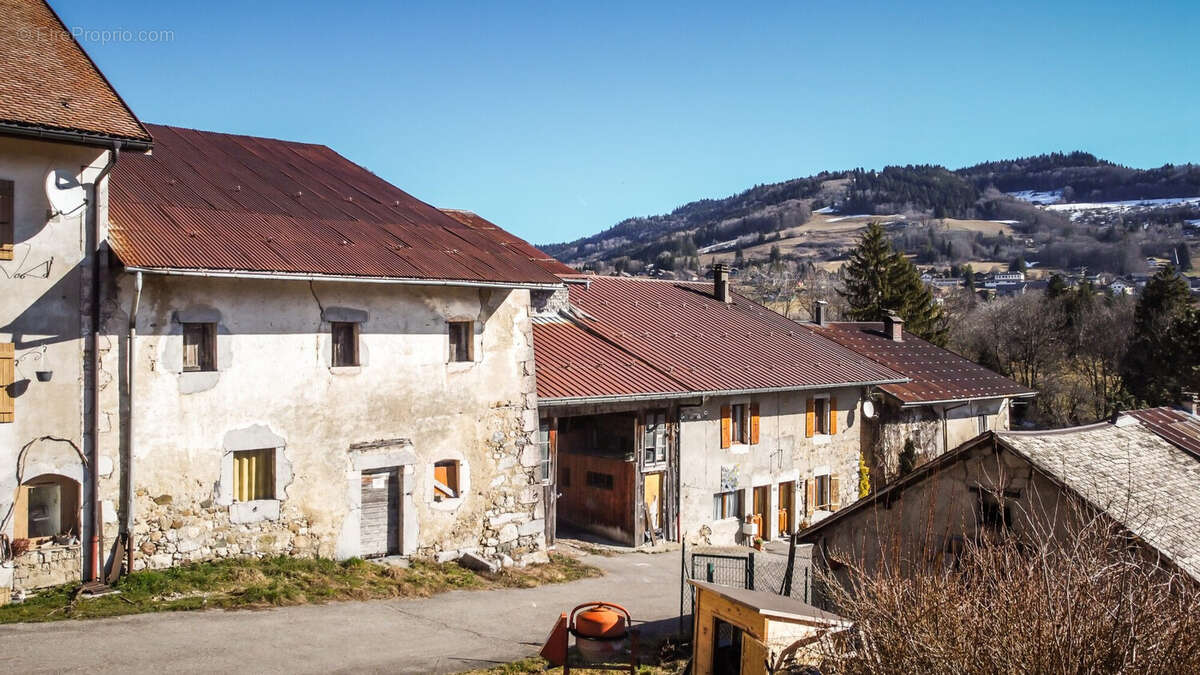 Maison à HABERE-POCHE